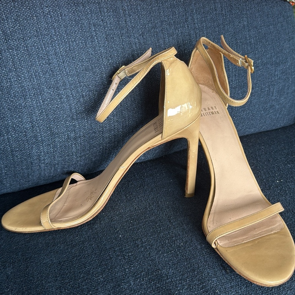 Stuart Weitzman Nudistsong Sandals in Nude Patent Leather - Picture 6 of 8